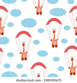 Nahtloses Muster mit Giraffen, die unter den Wolken herumlaufen.