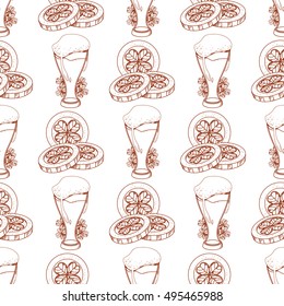 Seamless pattern with a glass of foamy beer and coins with clover.