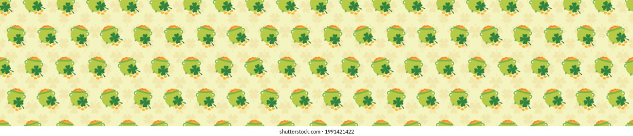 Seamless pattern with gold pots and clovers