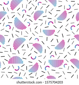 Seamless pattern with gradient purple half cirecles and small dashes, memphis style.
