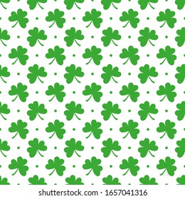 Seamless pattern with green leaf of clover on a white background.