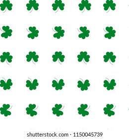 Seamless pattern of green leaves of clover