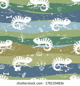 Seamless pattern with hameleon and seaweed plants. Cute pattern for children's fabrics with scuffs.
