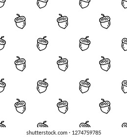 Seamless pattern Hand drawn acorn doodle. Sketch Back to school, icon. Decoration element. Isolated on white background. Vector illustration.