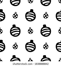Nahtloses Muster mit handgezeichnetem Weihnachtsbaumspielzeug. Doodle-Stil, Vektorgrafik einzeln auf weißem Hintergrund. Für Tapeten, Verpackungen, Poster, Karten oder anderes Design.
