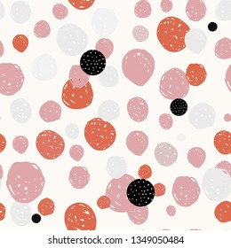 Seamless Pattern Hand Drawn. 	
Collage Polka Dot and Stroke seamless pattern. Modern grunge circle wallpaper. Vector