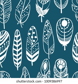 Seamless pattern with hand drawn doodle feathers. Tribal ethnic design. Modern and original textile, wrapping paper, wall art design. Vector illustration.
