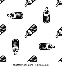Seamless pattern Hand drawn feeding bottle doodle. Sketch children's toy icon. Decoration element. Isolated on white background. Vector illustration.