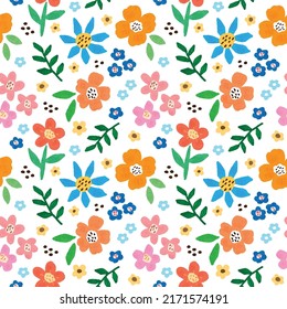 Seamless Pattern with Hand Drawn Flower and Leaf Design on White Background