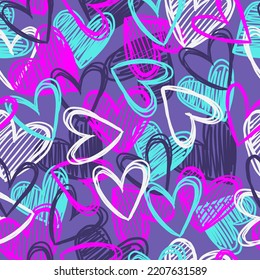 
Patrón sin brillo con corazones dibujados a mano. Coloridos corazones de garabatos sobre un fondo violeta. Plantilla lista para diseño, postal, impresión, afiche, fiesta, vector.