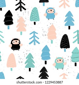 Seamless pattern with hand drawn owls in a forest in cartoon style on a white background. Vector illustration.