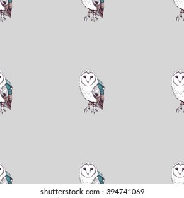 Seamless pattern with hand drawn owls on a gray background. Vector illustration. Decorative texture.