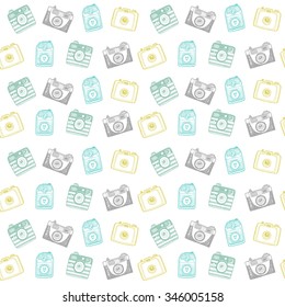 Seamless pattern with hand drawn retro cameras