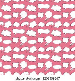 Seamless pattern with hand drawn sketch speech bubbles. Vector illustration.