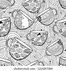 Seamless pattern with hand drawn sketchy tea and coffee cups. Coffee break tiling background.
