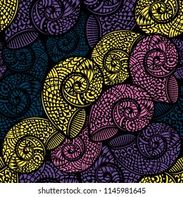 Seamless pattern with hand drawn spiral shells. Marine theme. Vector illustration.