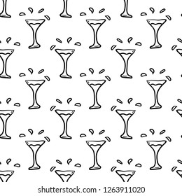 Seamless pattern Handdrawn doodle cocktail icon. Hand drawn black sketch. Sign symbol. Decoration element. White background. Isolated. Flat design. Vector illustration.