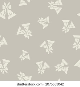 Patrón sin inconvenientes con Jingle Bells de vacaciones sobre fondo beige pastel, ilustración vectorial