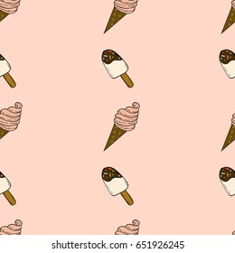 Seamless pattern with ice cream. A dainty treat on a delicate pink background.