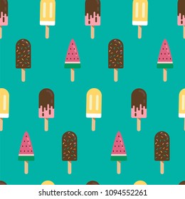 Seamless pattern with ice cream. Flat design.