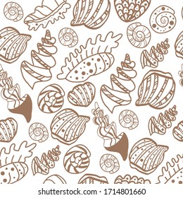 Patrón sin inconvenientes con la imagen de una amplia variedad de conchas marinas. En un fondo beige, contornos marrones de conchas de moluscos marinos. Temática veraniega de relajación, playa, costa marina. Gráficos vectoriales.
