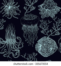 Seamless pattern with jellyfish,tropical fish, marine plants and corals. Vintage hand drawn vector illustration marine life. Design for summer beach, decorations,print,pattern fill, web surface