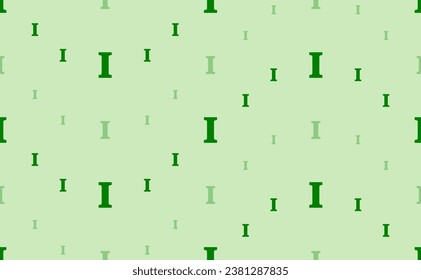Patrón sin fisuras de los símbolos I de la letra mayúscula verde grande y pequeña. Los elementos están dispuestos en forma ondulada. Ilustración del vector sobre fondo verde claro