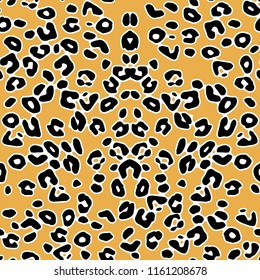 Seamless pattern with leopard texture. Vector illustration.