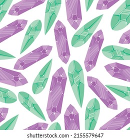 Patrón sin foco con cristales mágicos de color verde claro y morado en un sencillo estilo plano minimalista sobre un fondo blanco