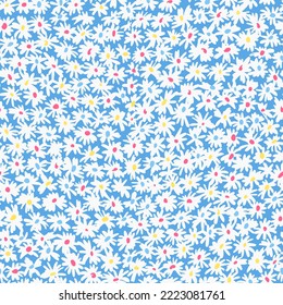 Seamless pattern made of tiny decorative daisy flowers. Ditsy meadow ornament. All over the print simple floral background in vintage style. Good for fashion, fabric and textile.