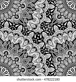 Seamless pattern mandala ornament. Vintage decorative elements. Hand drawn oriental background. Tribal motifs.