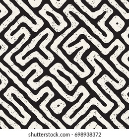 Seamless pattern with maze lines. Monochrome abstract grungy background. Vector hand drawn labyrinth.