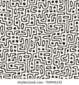 Seamless pattern with maze lines. Monochrome abstract grungy background. Vector hand drawn labyrinth.