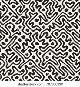 Seamless pattern with maze lines. Monochrome abstract grungy background. Vector hand drawn labyrinth.