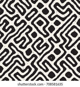 Seamless pattern with maze lines. Monochrome abstract grungy background. Vector hand drawn labyrinth.