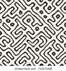 Seamless pattern with maze lines. Monochrome abstract background. Vector hand drawn labyrinth.