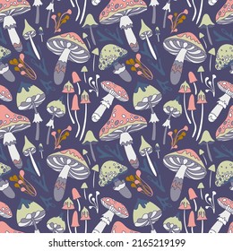 Seamless pattern with mushrooms in retro hippie style, 60s, 70s. Background with fly agaric, grebes. Vector texture for printing fabrics, textiles, wallpapers. 