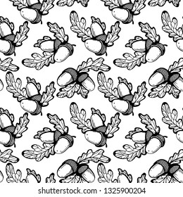 
Seamless pattern of oak leaves and acorns on a white background.