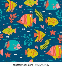 Seamless pattern with oceanic fish. Vector graphics.