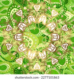 Patrón inmaculado en los colores amarillo, verde y beige. Elementos dorados en arabescos de estilo oriental. Rulos de textura dorados sin inconveniente. Patrón sin costuras de oro vectorial.