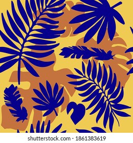 Patrón sin foco de hojas de palma naranja y azul, plátano y monstera sobre fondo amarillo. Fondo vector de corte con hojas tropicales. Ilustración vectorial en estilo plano