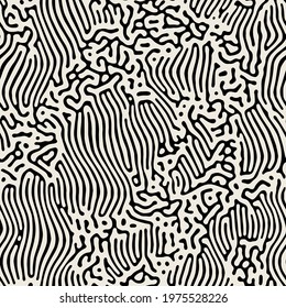 Seamless pattern with organic elements. Winding monochrome serpents. Monochrome abstract background. Vector hand drawn illustration.