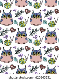 Seamless pattern with an owl and snail
