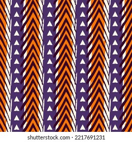 Seamless pattern. Paint brush chevrons, triangles and lines ornament. Hand drawn geometrical backdrop. Triangular shapes wallpaper. Geometric figures background. Ethnic motif. Textile print.