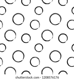 Seamless pattern with painted circles