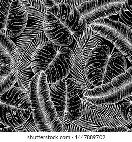 Seamless pattern with palm leaves. Black and white background. Hand drawn vector illustration. Jungle pattern. 