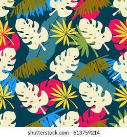 Seamless pattern with palm tree leaves, branches. Natural background. Summer print, wallpaper