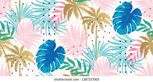 Seamless pattern with palms leaves in vector