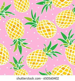 Seamless pattern of pineapple
