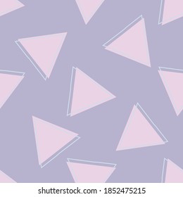 Patrón sin foco de triángulos rosados en un fondo lila. Para estuches de teléfono, correas, brazaletes de fitness, pegatinas o empaque. Vector.